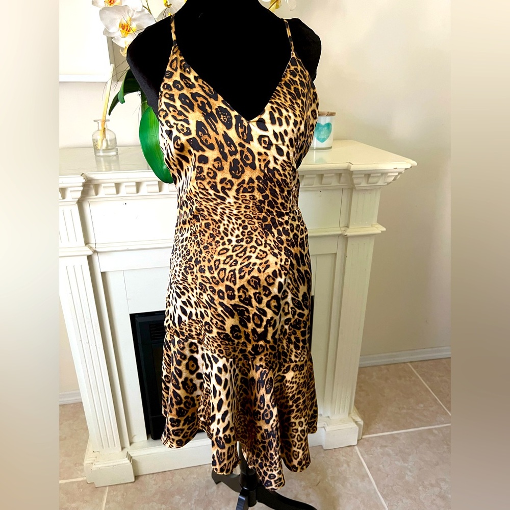 E.ssue Gorgeous I mean gorgeous dress size small